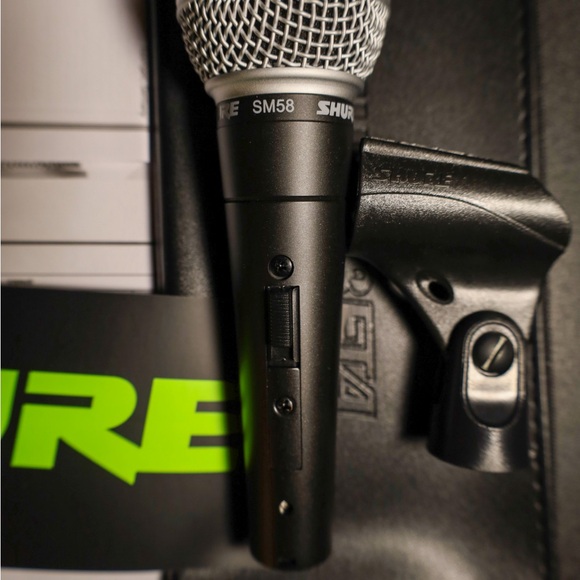 Shure SM58S vocal microphone with on/off switch - Picture 3 of 4